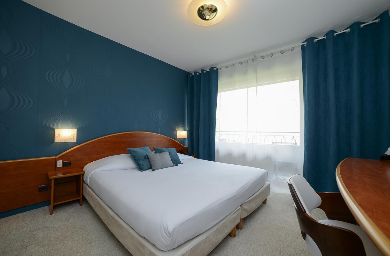 Novalaise Plage Hotel