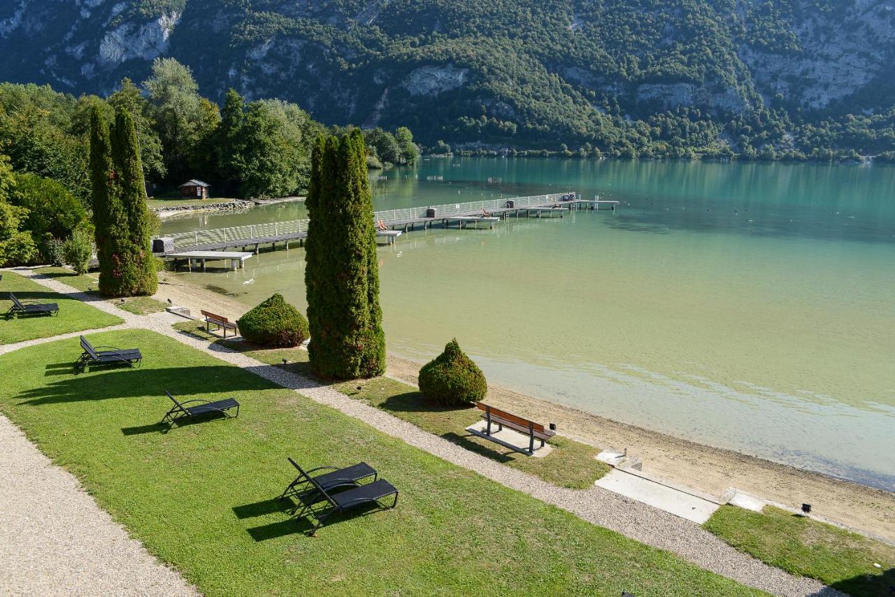 Novalaise Plage 2*